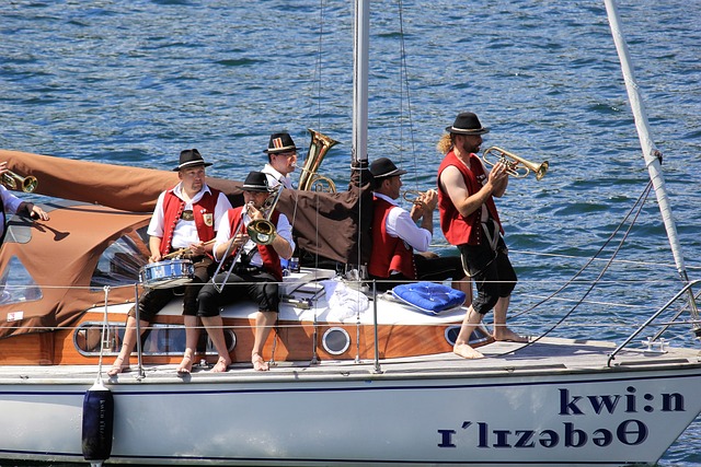 从中享受到 从中享受到