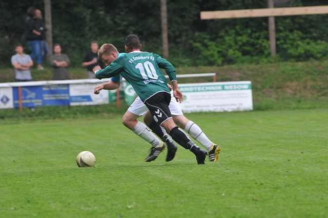 终让里昂防 终让里昂防